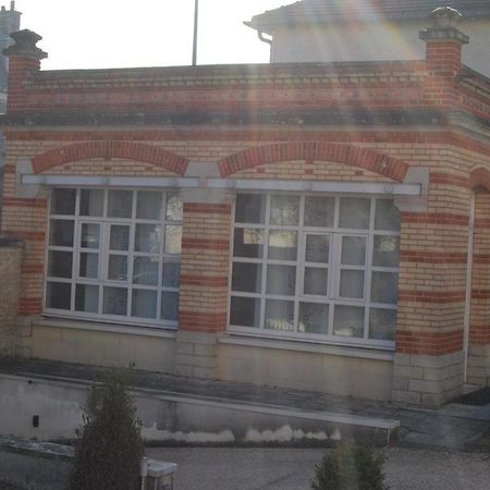 Gite La Tour Boileau Troyes Exterior foto