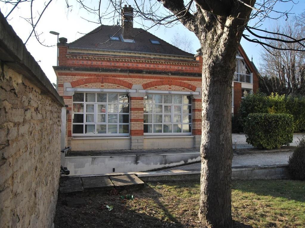 Gite La Tour Boileau Troyes Exterior foto